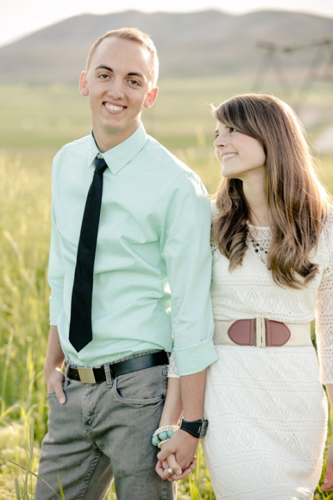 EK-Studios-Wedding-Photographer-Spring-engagements-Bike019-Blog(pp_w480_h720)