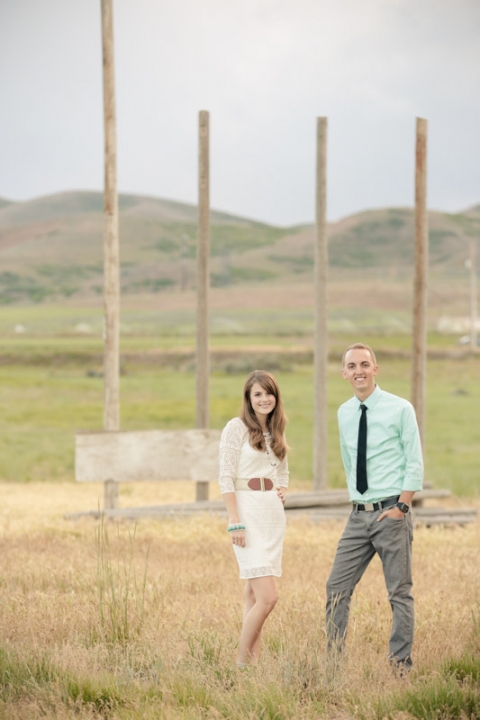 EK-Studios-Wedding-Photographer-Spring-engagements-Bike030-Blog(pp_w480_h720)