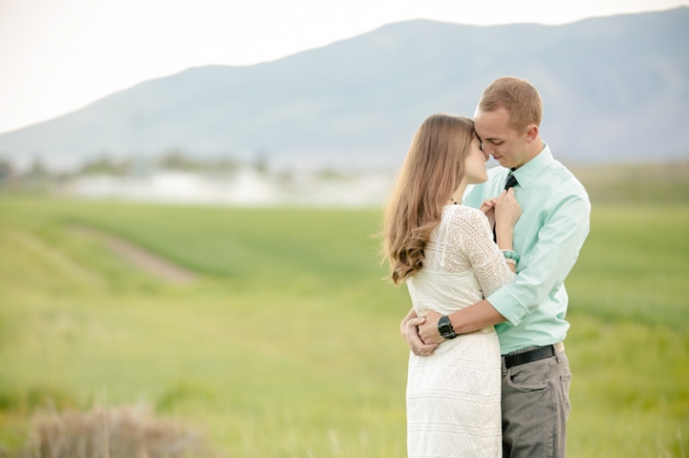 EK-Studios-Wedding-Photographer-Spring-engagements-Bike035-Blog(pp_w768_h511)