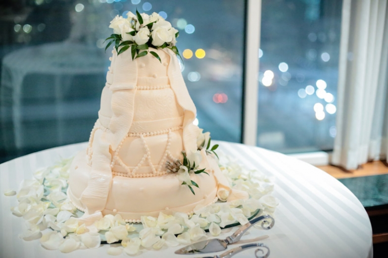 Wedding-Photographer-Bountiful-Temple-winter-wedding037-Blog(pp_w768_h511)