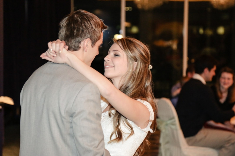 Wedding-Photographer-Bountiful-Temple-winter-wedding052-Blog(pp_w768_h511)