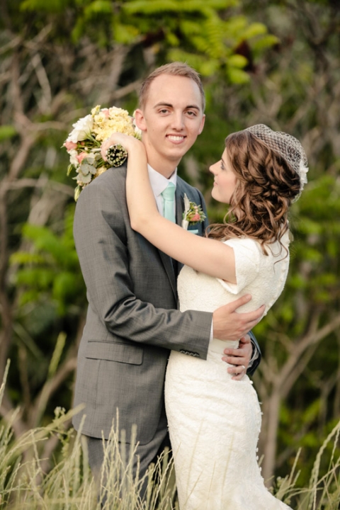 EK-Studios-Wedding-Photographer-City-overlook-bridals005-Blog(pp_w480_h720)