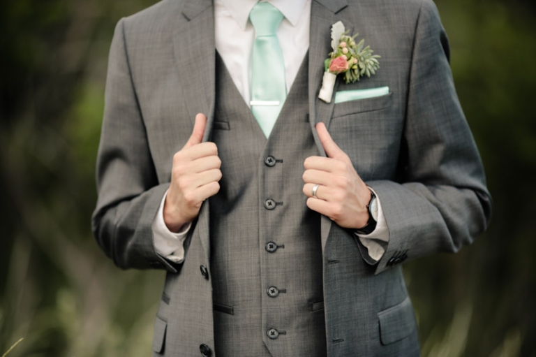 EK-Studios-Wedding-Photographer-City-overlook-bridals007-Blog(pp_w768_h511)