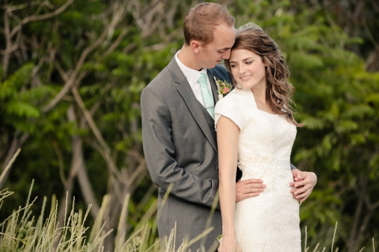 EK-Studios-Wedding-Photographer-City-overlook-bridals009-Blog(pp_w768_h511)