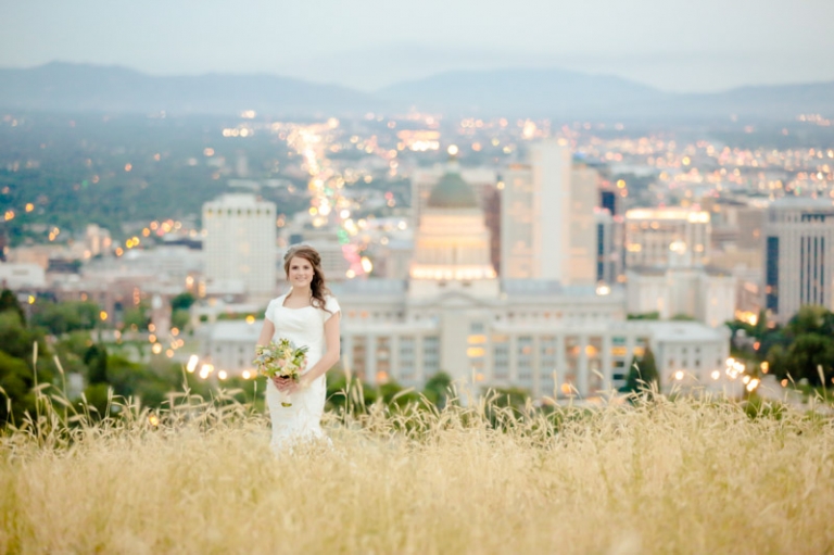 EK-Studios-Wedding-Photographer-City-overlook-bridals036-Blog(pp_w768_h511)