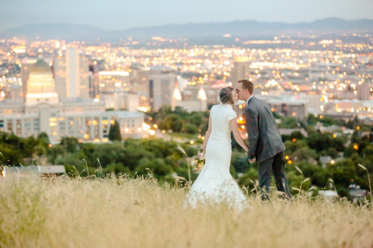 EK-Studios-Wedding-Photographer-City-overlook-bridals039-Blog(pp_w768_h512)