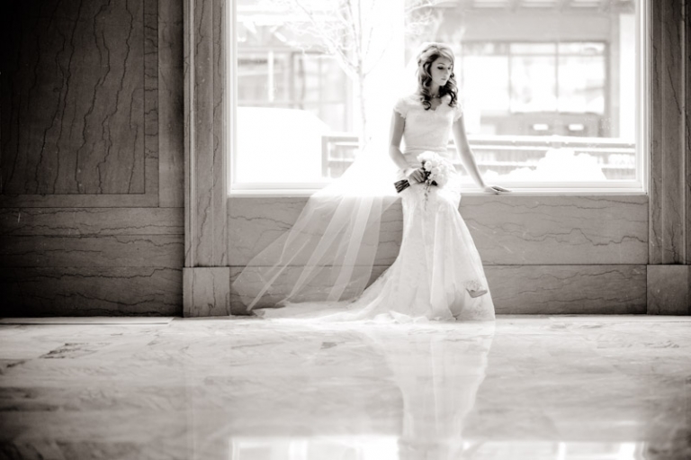 Wedding-Photographer-Classy-Bridals001-Blog(pp_w768_h511)