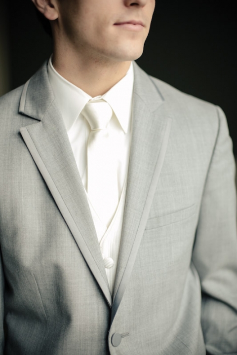 Wedding-Photographer-Classy-Bridals010-Blog(pp_w480_h720)