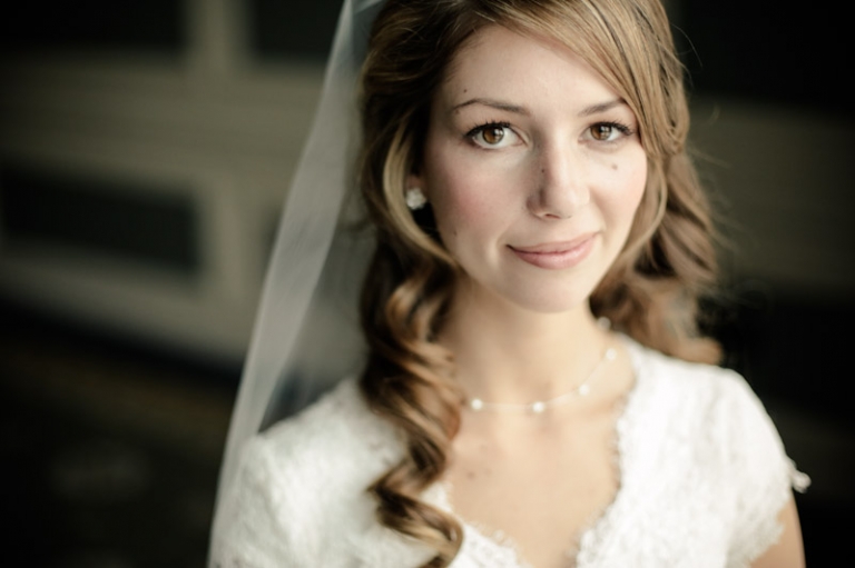 Wedding-Photographer-Classy-Bridals018-Blog(pp_w768_h511)