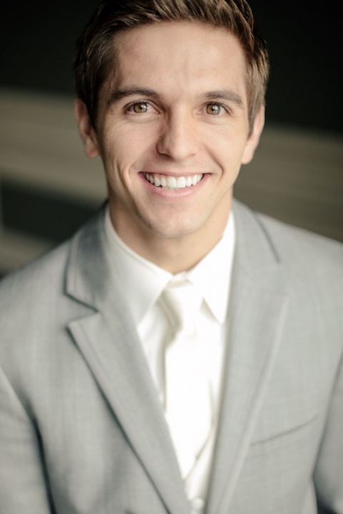 Wedding-Photographer-Classy-Bridals021-Blog(pp_w480_h720)