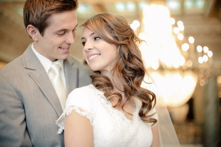 Wedding-Photographer-Classy-Bridals022-Blog(pp_w768_h511)