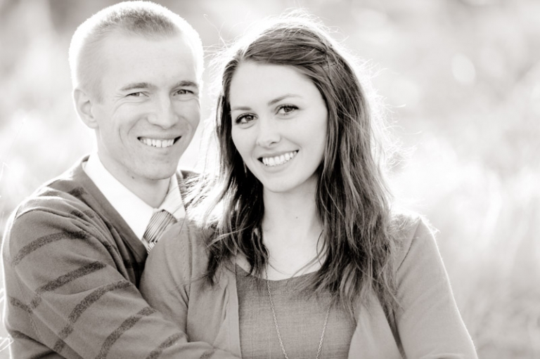 Wedding-Photographer-Barn-Engagements023-Blog(pp_w768_h511)