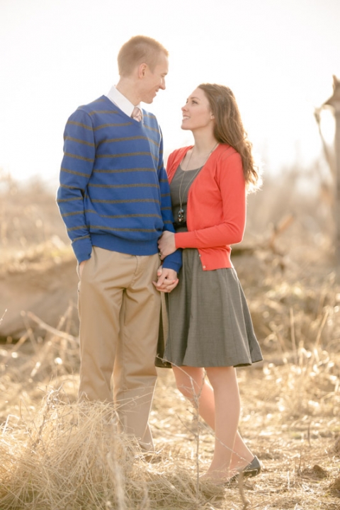 Wedding-Photographer-Barn-Engagements024-Blog(pp_w480_h720)