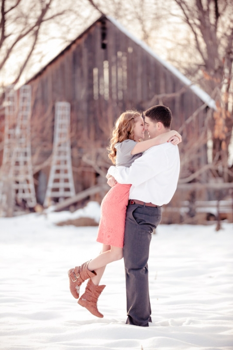 Wedding-Photographer-Winter-engagements012-Blog(pp_w480_h720)