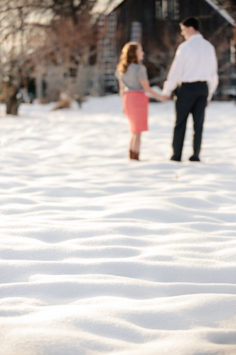 Wedding-Photographer-Winter-engagements013-Blog(pp_w480_h720)