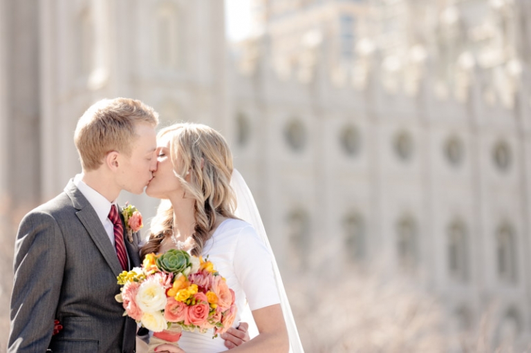 Wedding-Photographer-SLC-temple-wedding028-Blog(pp_w768_h511)