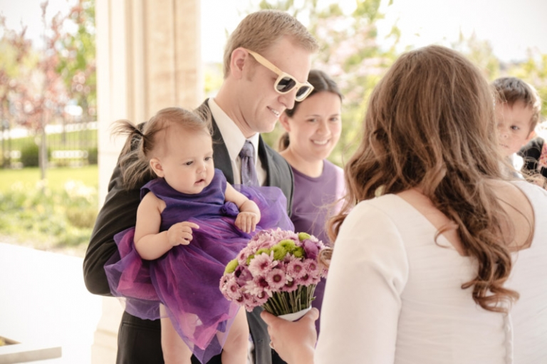 EK-Studios-Wedding-Photographer-Backyard-wedding-reception008-Blog(pp_w768_h511)