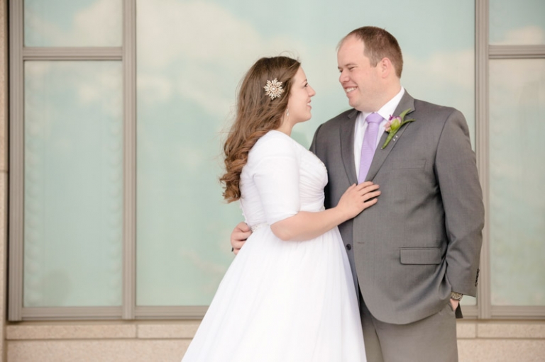 EK-Studios-Wedding-Photographer-Backyard-wedding-reception012-Blog(pp_w768_h511)