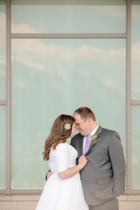 EK-Studios-Wedding-Photographer-Backyard-wedding-reception015-Blog(pp_w480_h719)