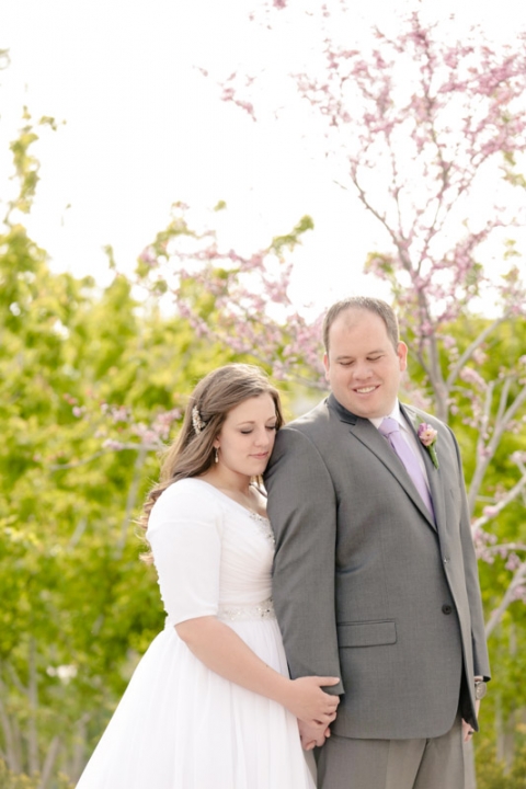 EK-Studios-Wedding-Photographer-Backyard-wedding-reception032-Blog(pp_w480_h720)