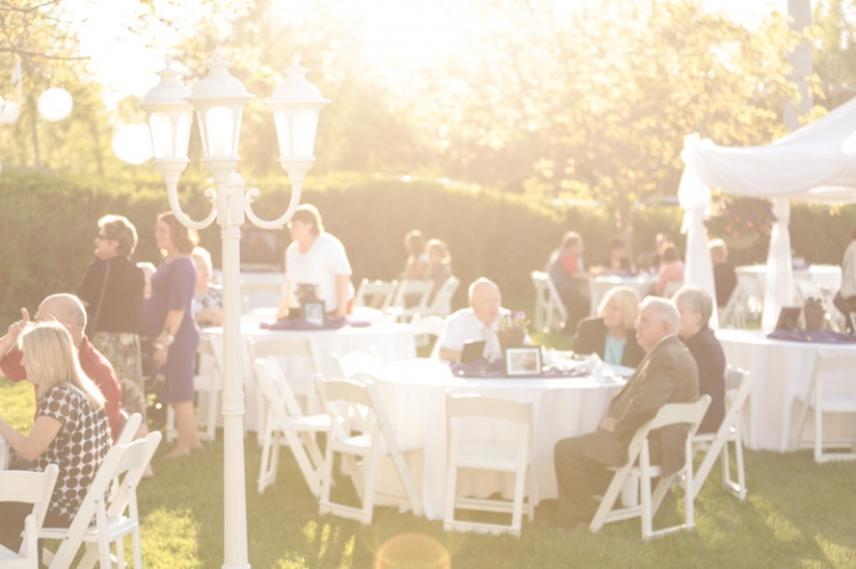 EK-Studios-Wedding-Photographer-Backyard-wedding-reception046-Blog(pp_w768_h511)