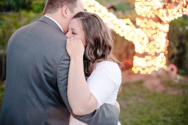 EK-Studios-Wedding-Photographer-Backyard-wedding-reception059-Blog(pp_w768_h511)