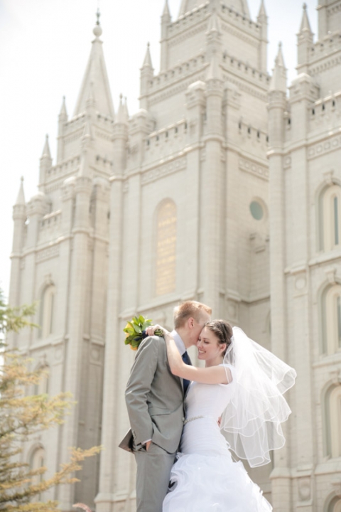 EK-Studios-Wedding-Photographer-Bella-Vista-Reception024-Blog(pp_w480_h720)