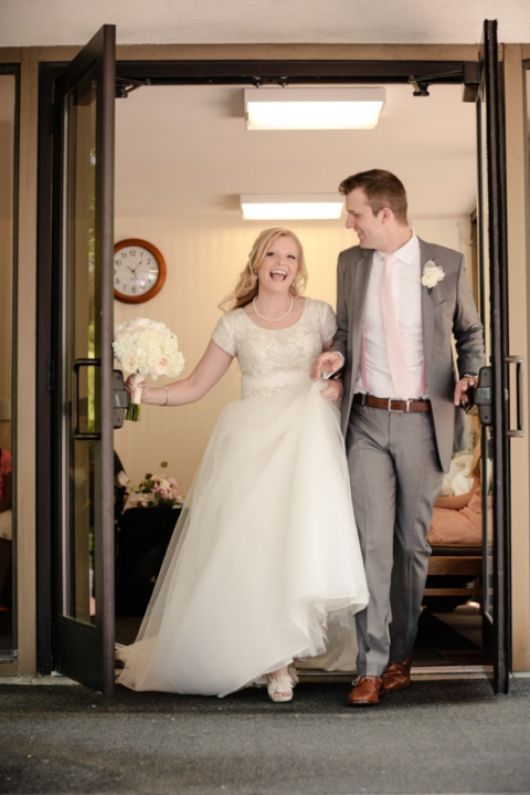 EK-Studios-Wedding-Photographer-Bella-vista-wedding-reception006-Blog(pp_w480_h719)