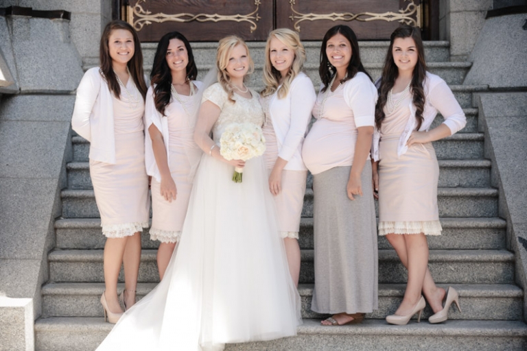 EK-Studios-Wedding-Photographer-Bella-vista-wedding-reception011-Blog(pp_w768_h512)