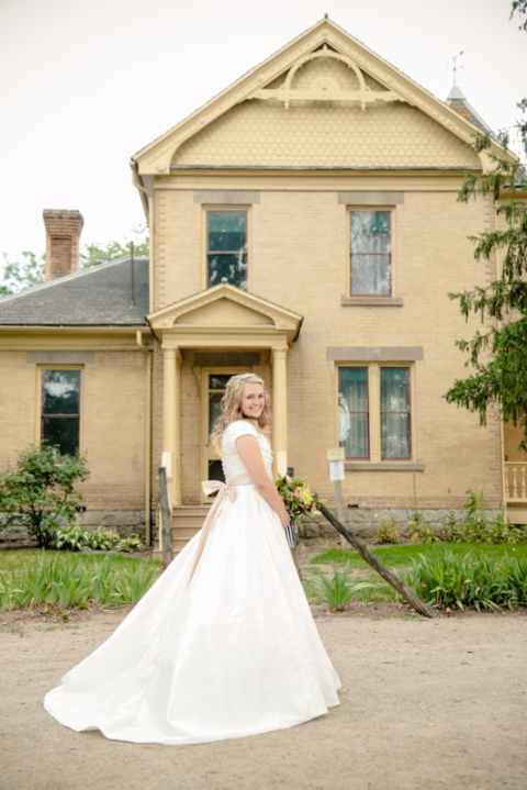 EK-Studios-Wedding-Photographer-Bridals-Lauren-Ballard013-Blog(pp_w480_h719)