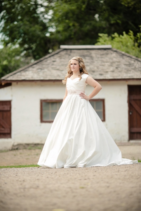 EK-Studios-Wedding-Photographer-Bridals-Lauren-Ballard020-Blog(pp_w480_h720)