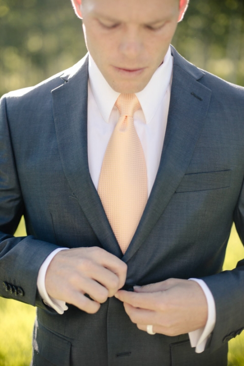 EK-Studios-Wedding-Photographer-Bridals-in-aspens003-Blog(pp_w480_h720)