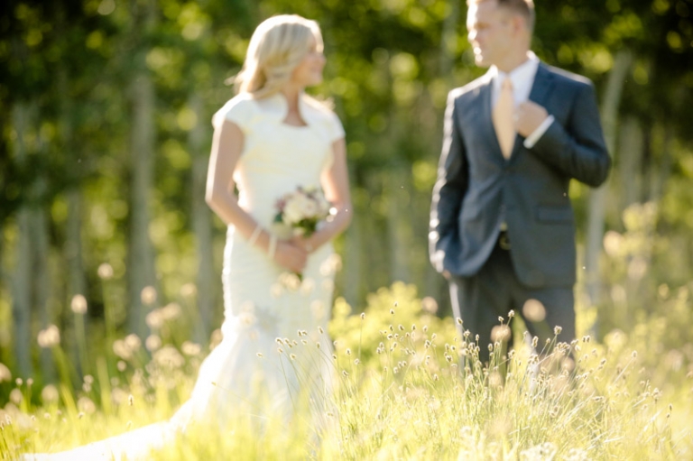 EK-Studios-Wedding-Photographer-Bridals-in-aspens013-Blog(pp_w768_h511)