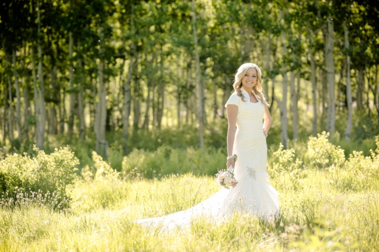 EK-Studios-Wedding-Photographer-Bridals-in-aspens021-Blog(pp_w768_h511)