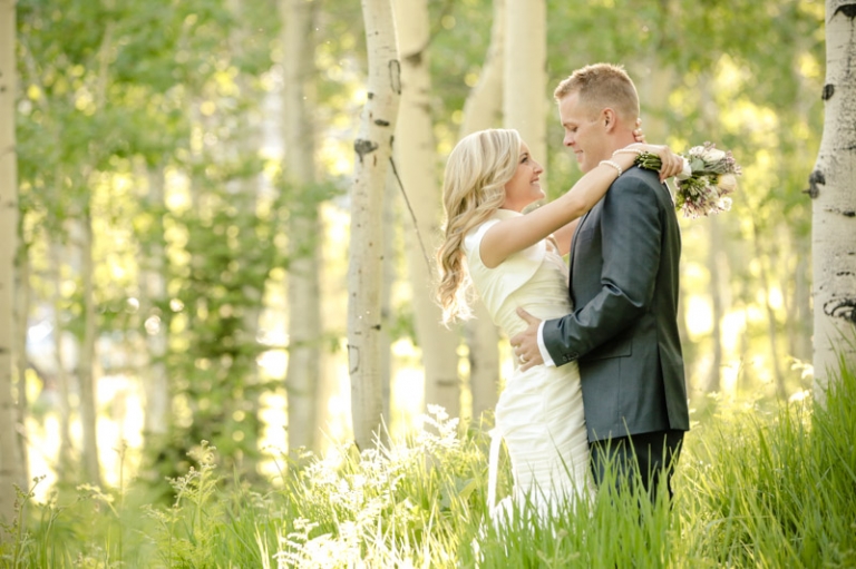 EK-Studios-Wedding-Photographer-Bridals-in-aspens032-Blog(pp_w768_h511)
