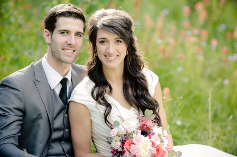 EK-Studios-Wedding-Photographer-Bridals-in-the-mountains-wildflowers011-Blog(pp_w768_h511)