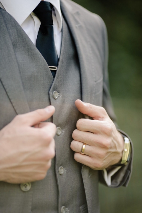 EK-Studios-Wedding-Photographer-Bridals-in-the-mountains-wildflowers018-Blog(pp_w480_h720)