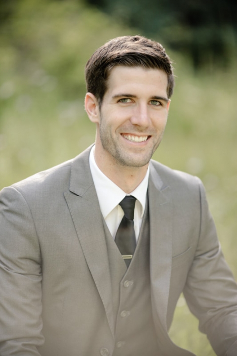 EK-Studios-Wedding-Photographer-Bridals-in-the-mountains-wildflowers019-Blog(pp_w480_h720)