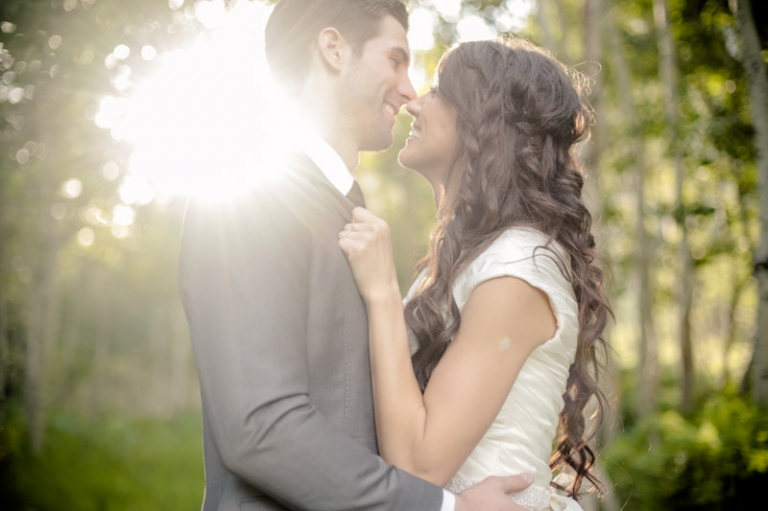 EK-Studios-Wedding-Photographer-Bridals-in-the-mountains-wildflowers046-Blog(pp_w768_h511)