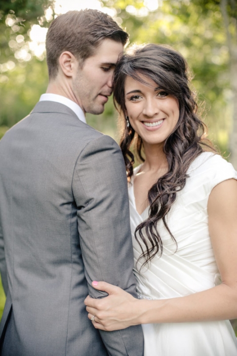 EK-Studios-Wedding-Photographer-Bridals-in-the-mountains-wildflowers048-Blog(pp_w480_h720)