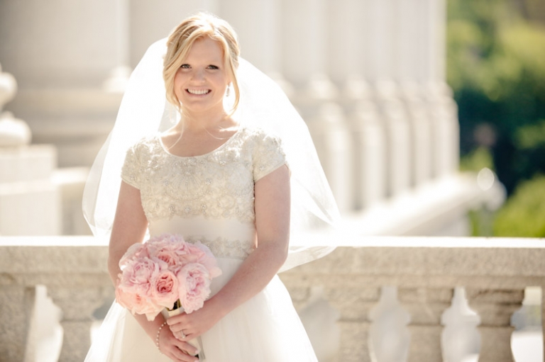 EK-Studios-Wedding-Photographer-Classy-Bridals-Utah024-Blog(pp_w768_h511)