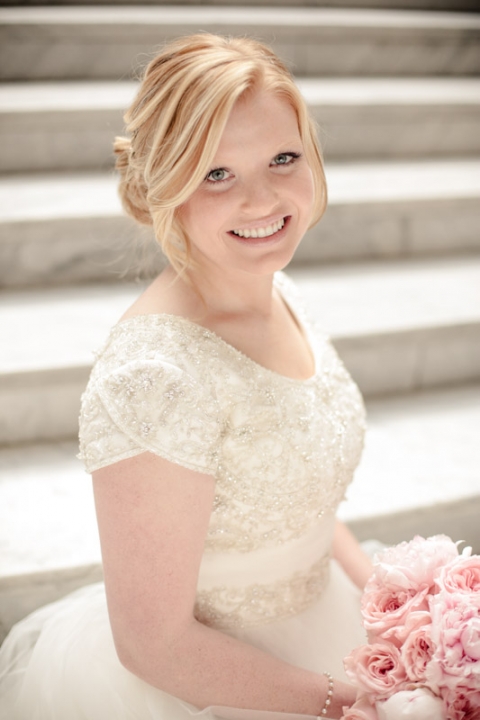 EK-Studios-Wedding-Photographer-Classy-Bridals-Utah026-Blog(pp_w480_h720)