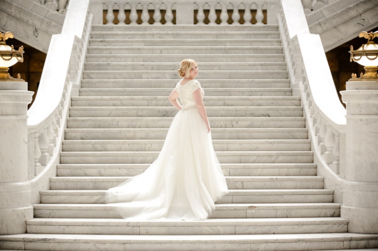 EK-Studios-Wedding-Photographer-Classy-Bridals-Utah027-Blog(pp_w768_h511)