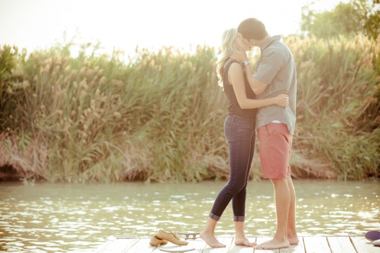 EK-Studios-Wedding-Photographer-Dock-engagements003-Blog(pp_w768_h511)