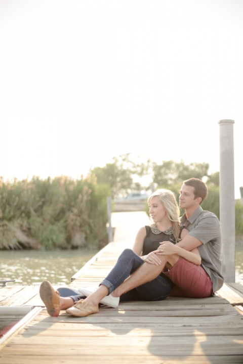 EK-Studios-Wedding-Photographer-Dock-engagements005-Blog(pp_w480_h720)