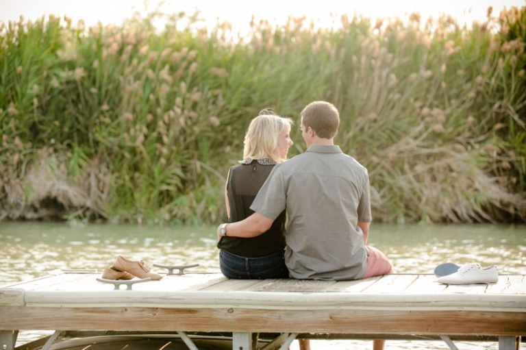 EK-Studios-Wedding-Photographer-Dock-engagements008-Blog(pp_w768_h511)