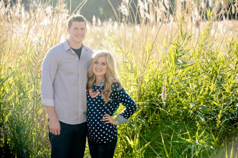 EK-Studios-Wedding-Photographer-Engagements-in-tall-grass003-Blog(pp_w768_h511)