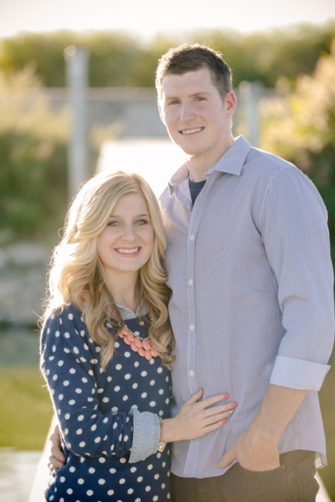 EK-Studios-Wedding-Photographer-Engagements-in-tall-grass015-Blog(pp_w480_h720)