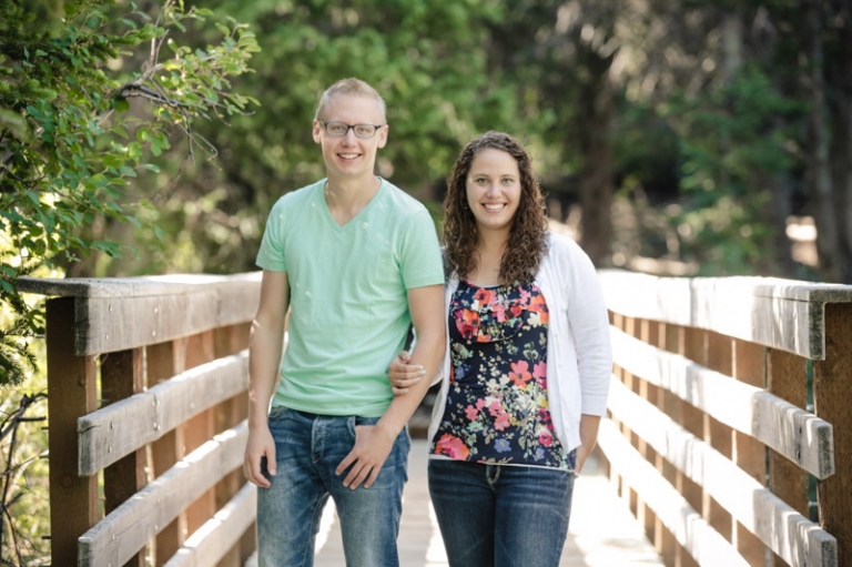 EK-Studios-Wedding-Photographer-Engagements-in-the-canyon006-Blog(pp_w768_h511)