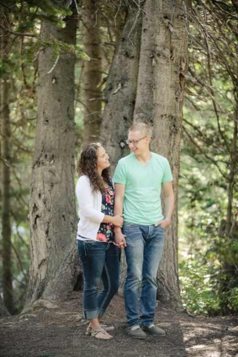 EK-Studios-Wedding-Photographer-Engagements-in-the-canyon007-Blog(pp_w480_h720)